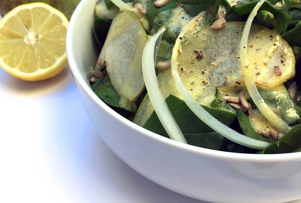 Ensalada con peras y espinacas